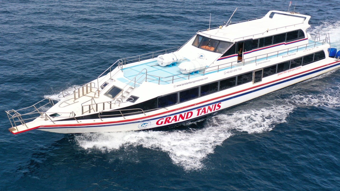 The Tanis Fast Boat